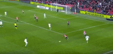 年少的奥尼尔梦想是当联盟最好的控卫，结果却成为了最强的中锋