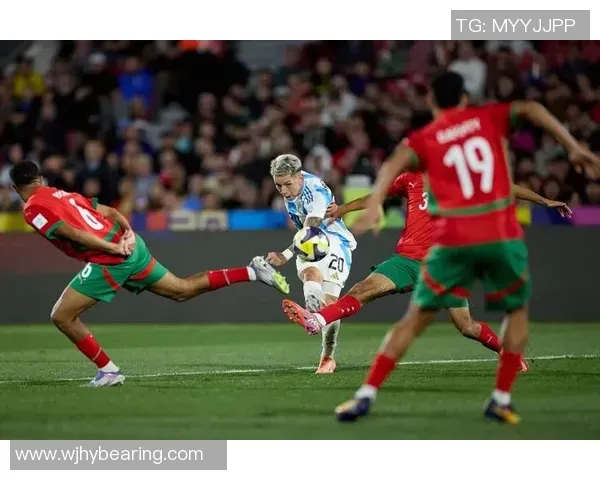 里弗斯啥水平还没点数？湖人流量队罚球福利拥有者而已。